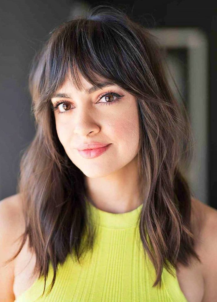 30 Amazing Medium Length Hairstyles with Bangs for a Fresh Makeover
